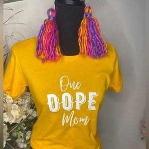 ⚜️RESTOCK⚜️ Gold “One Dope Mom” Tee